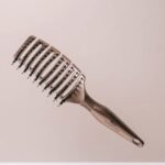 Superbe brosse flexible soie et poils de sanglier - Mon Shampoing